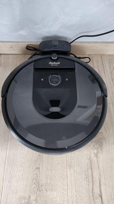 Прахосмукачка робот iRobot roomba i7