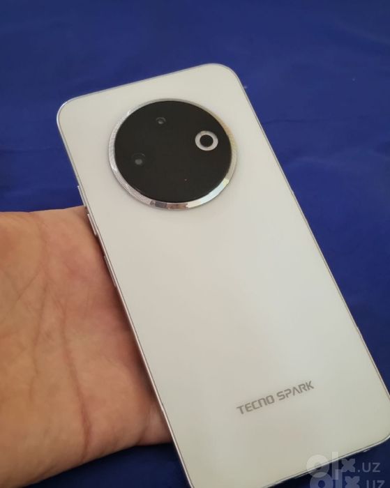 Tecno Spark 30s ishlashi zor aybi yoq 256 talik