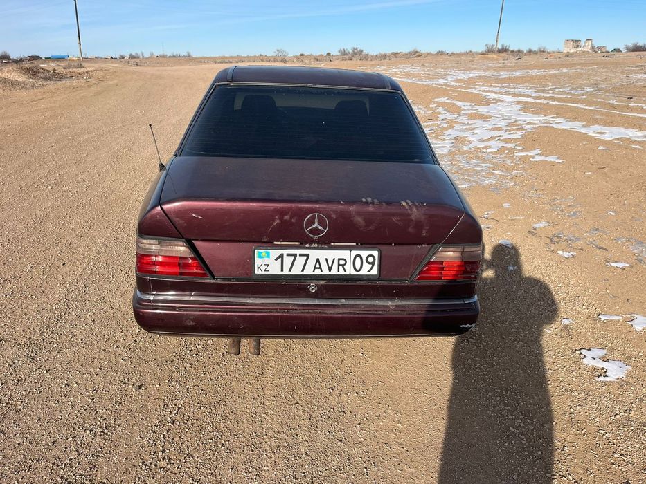 Продам Мерседес W 124