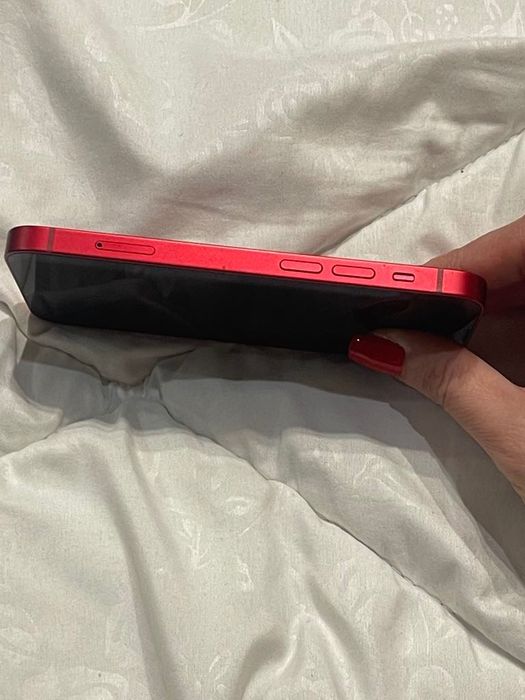 iPhone 13 mini red
