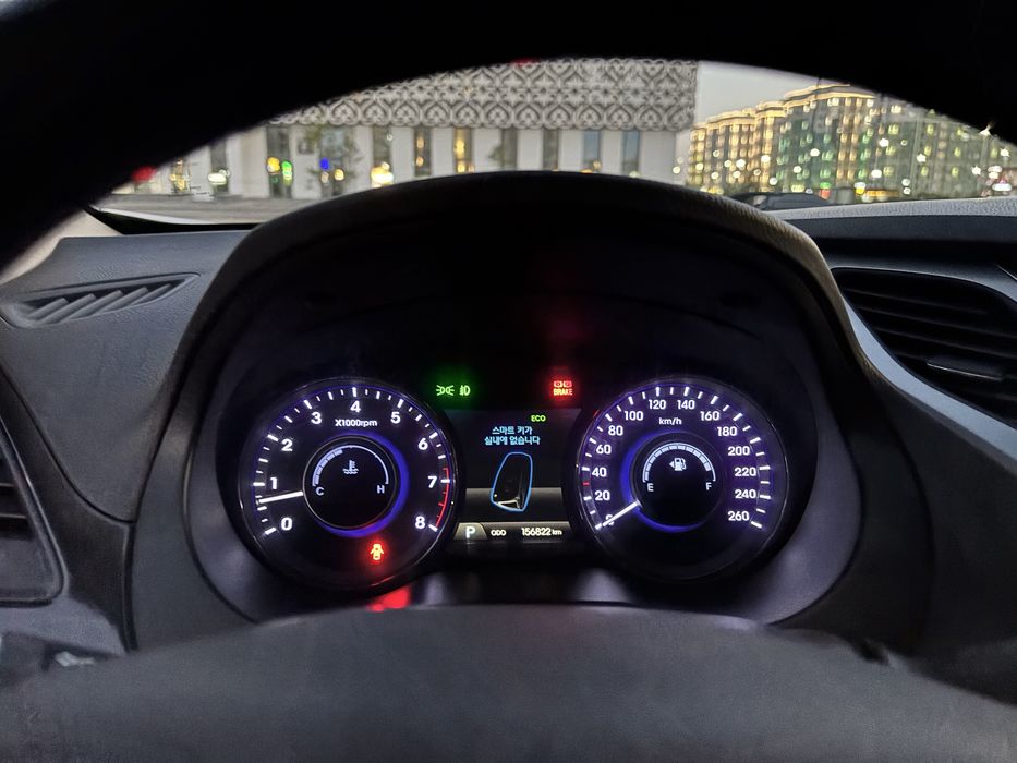 Hyundai grandeur 2012