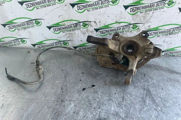 Fuzeta fata stanga GM 93328787 Opel Astra 2007