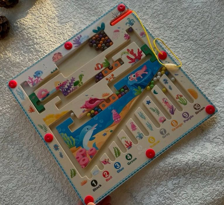 Деревянный лабиринт с магнитной ручкой