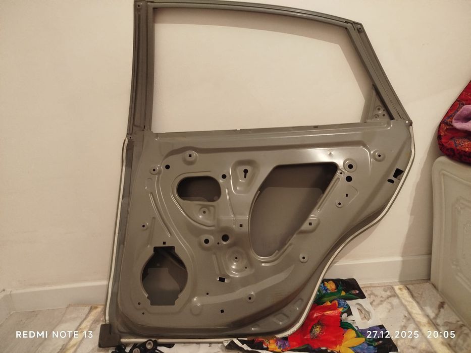 Монза задний правый дверь новый