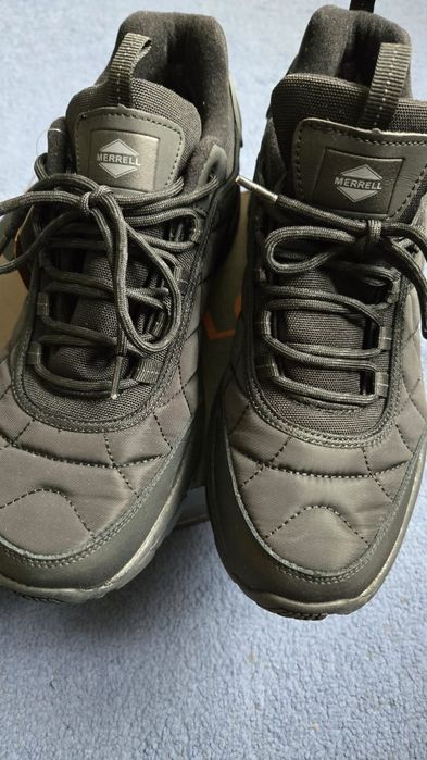 Продам кроссовки MERRELL