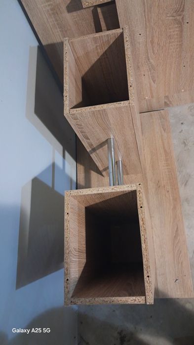 Masa dining/bucatarie