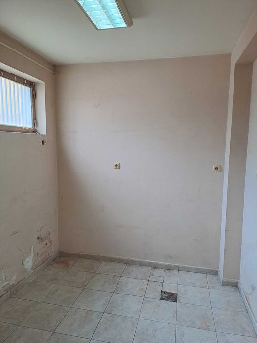 Дава се под наем Магазин в Добрич, Градска болница - 40 кв.м за 255 € - Снимка #5