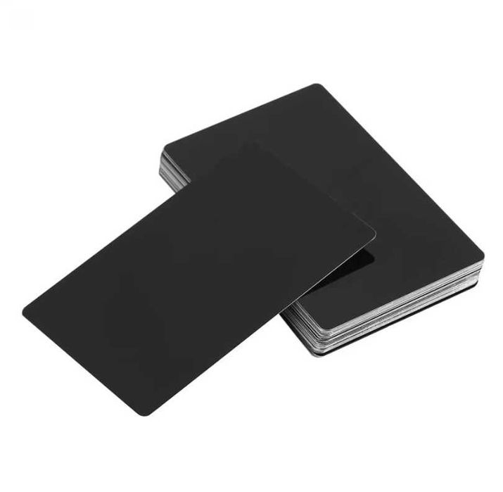 визитки премиум качества алюминиевые черный и золотой цвет печать УФ