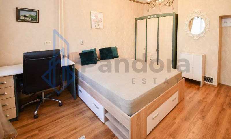 Дава се под наем Тристаен апартамент в София, Лозенец - 76 кв.м за 799 € - Снимка #5