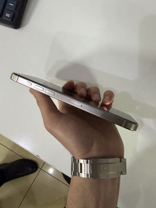 Iphone 15 Pro Max 256 GB. Состояние идеал! Ёмкость аккумалятора 85%.