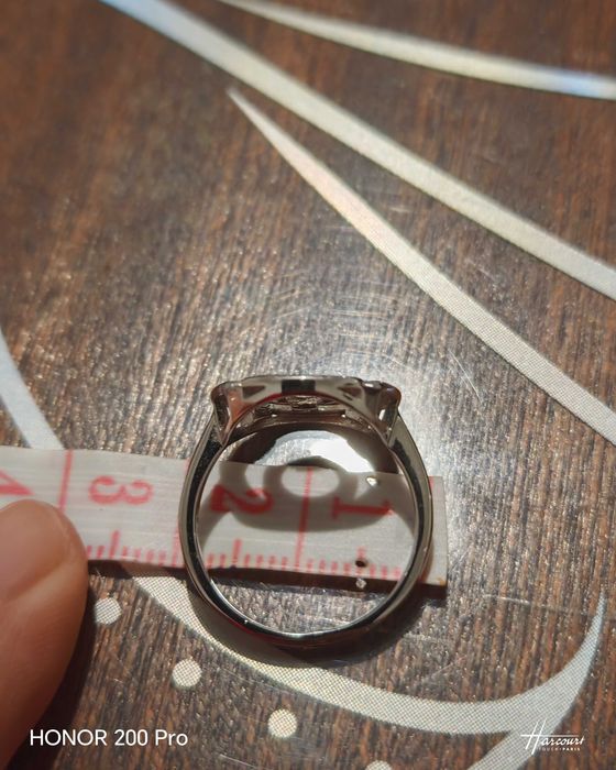 Сребърен пръстен, висулка и гривна