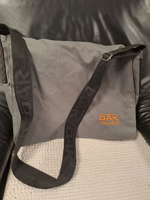 Geantă pentru laptop