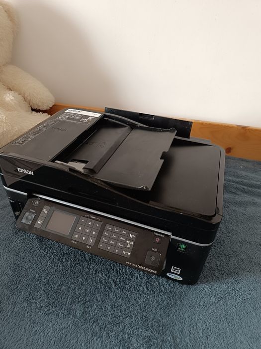 Multifunctional Epson Stylus SX600FW Vand de urgență!!