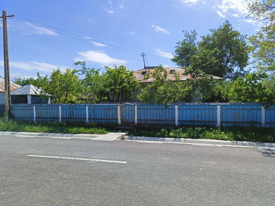 Casă cu teren 10 ari