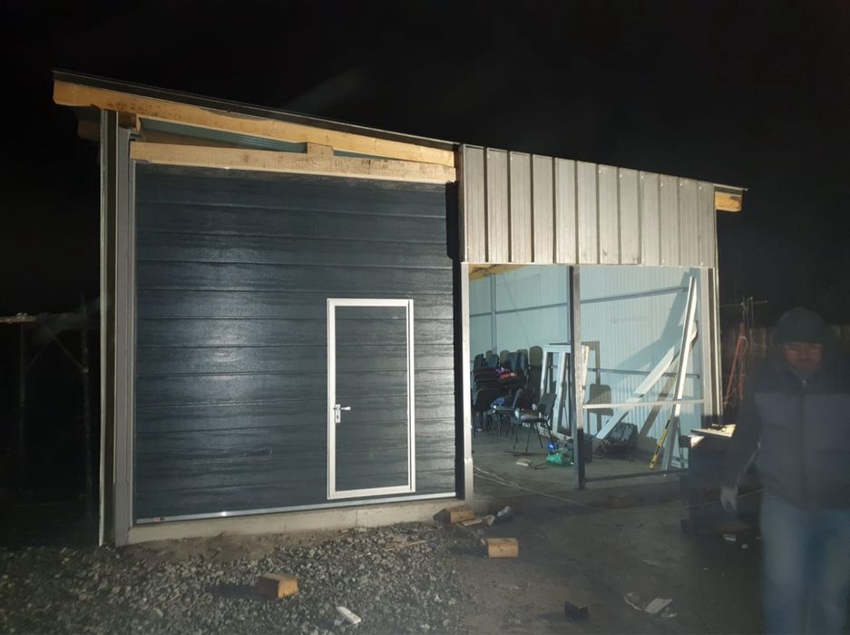 Vand hala structura metalica  7/12 metri.