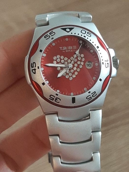 Ceas  TRIBE by BREIL – Cadran Roșu cu Inimă din Cristale – Origina