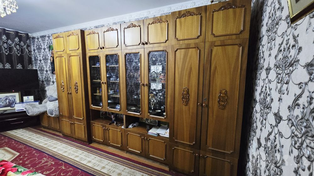 Продаётся Советская стенка
