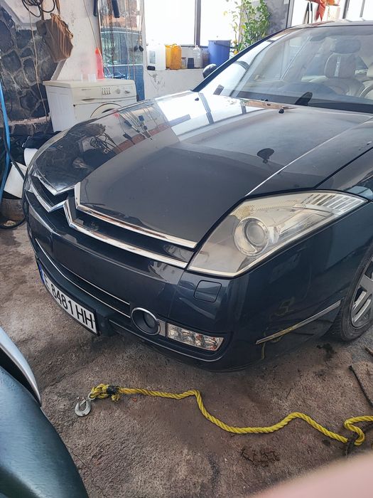 Citroen C6 2.7HDI 204hp - Цял за части или реставрация