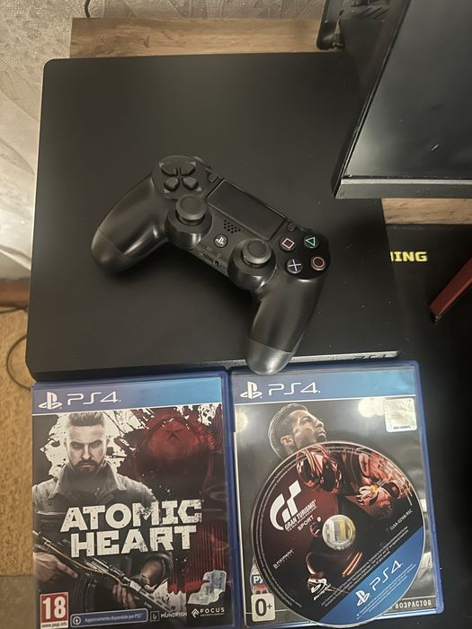 Продам Playstation 4 slim