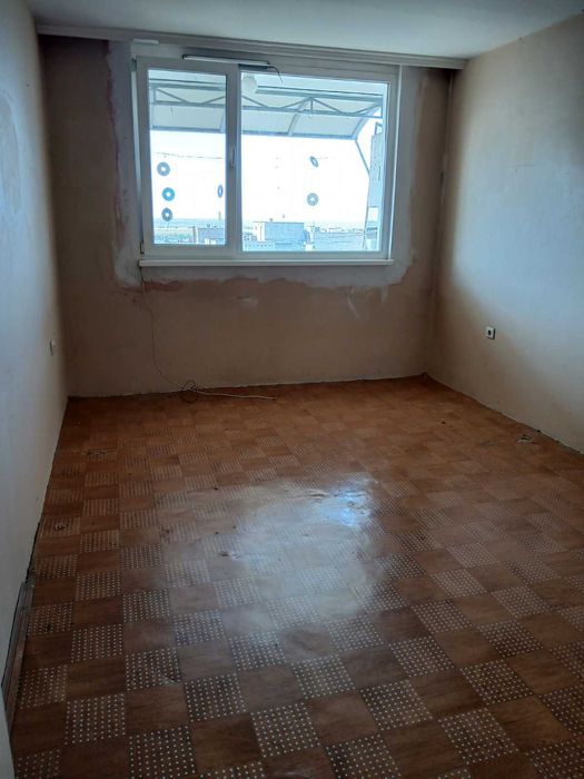 Продава се Тристаен апартамент в Стара Загора, Три чучура - център - 74 кв.м за 1136 €/кв.м - Снимка #3