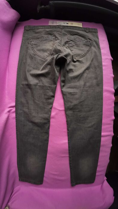 Дънки от известната и качествена дамска марка NOA NOA