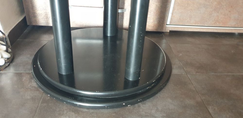 Suport pentru masa rotundă