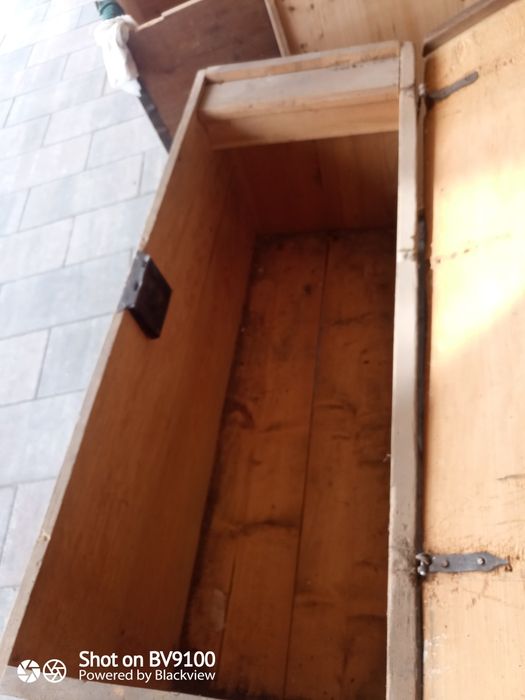 Vând lada de zestre din anul 1922