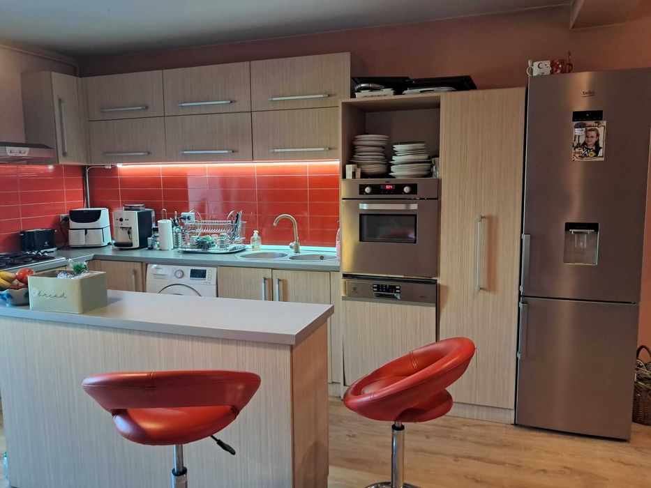 Casa tip duplex zona Closca de vanzare