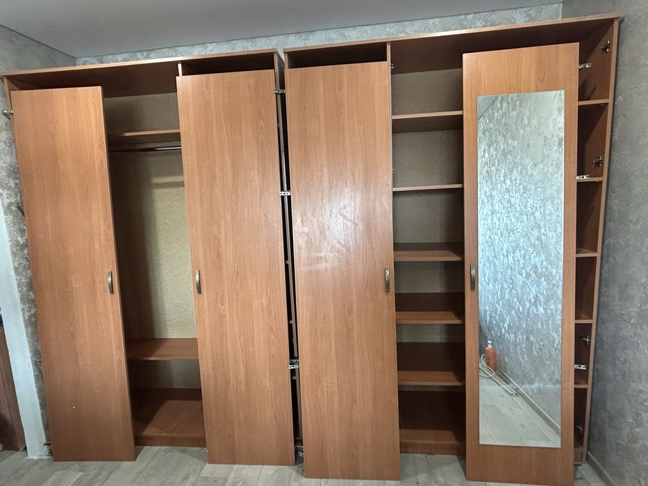 Продам шкаф 2шт