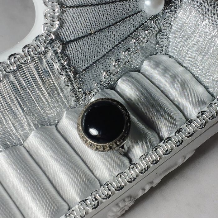 Перстень с черным агатом серебро