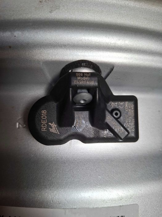 Датчик налягане на гумите HUF