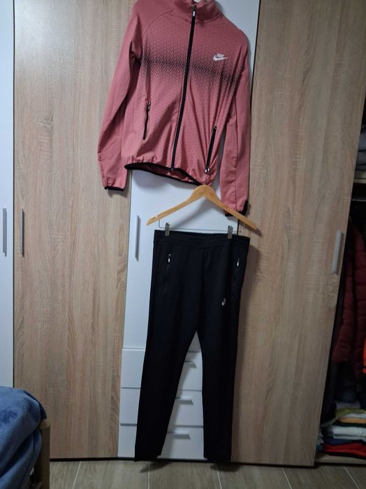 Чисто нов спортен екип дамски