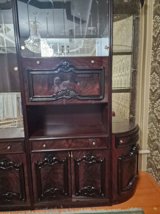 Гостиной горка...