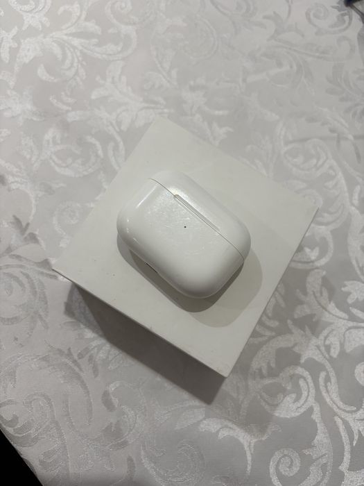 Продается AirPods Pro
