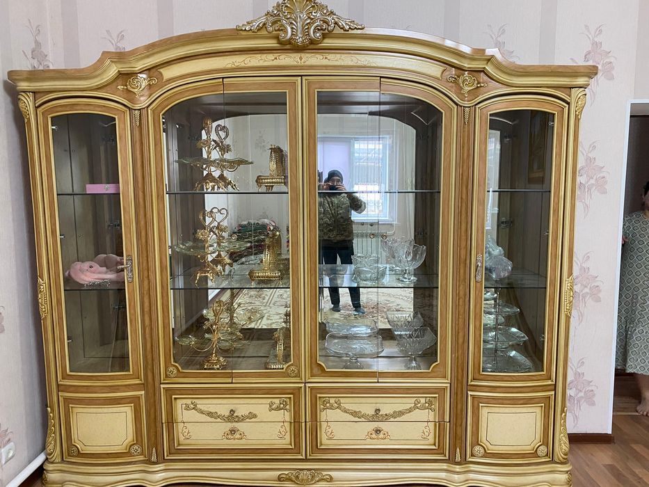 Новый Сервант , келісім бар