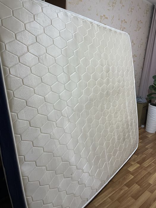 Продам матрас 180:200