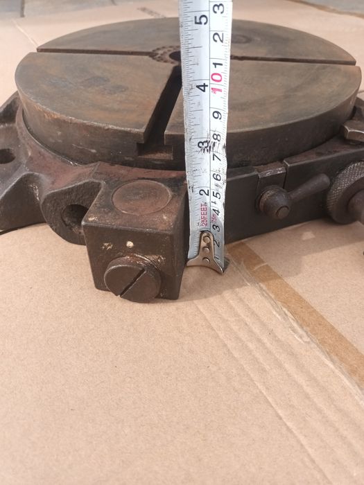 Platou rotativ freza/ Mașină de găurit