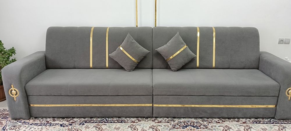 Срочно Продам  просторный диван сером цвете, который отлично впишется