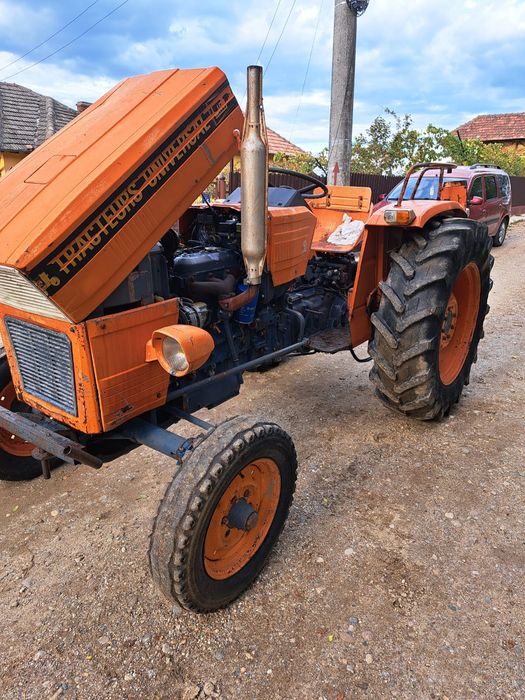 Universal 445 import Franța