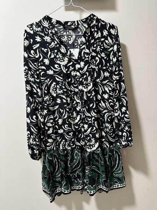 Чисто нова!! Дамска рокля Zara