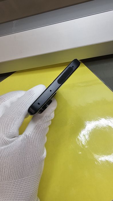 Telefon Redmi note 13 pro plus