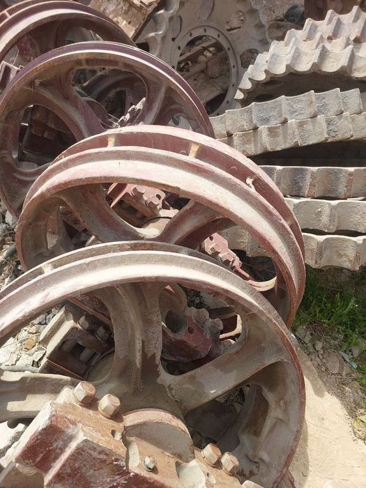 Гусеницы на экскаватор (болотник)