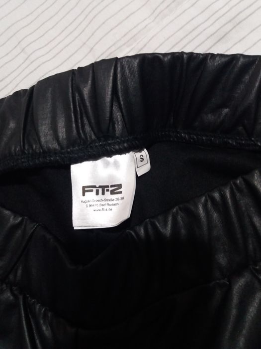 Риза боди и къси кожени