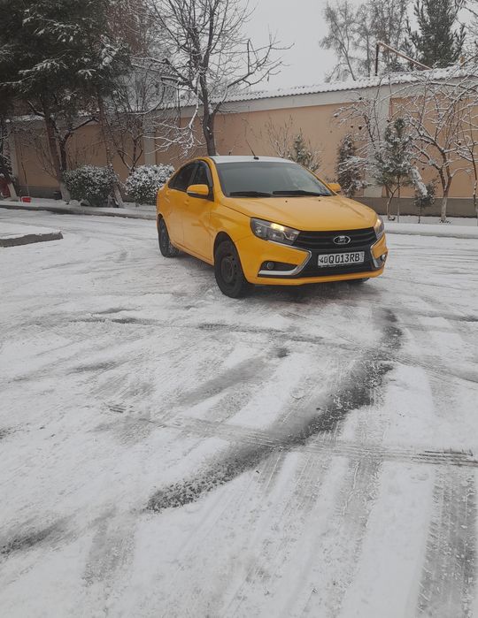 Lada vesta holati zor