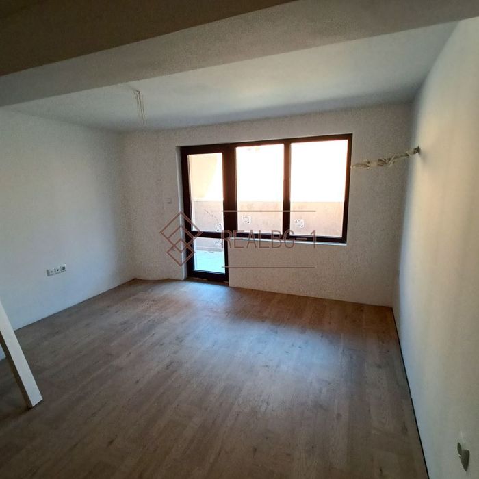 Продава се Двустаен апартамент в с. Кранево, Област Добрич - 64 кв.м за 571 €/кв.м - Снимка #2
