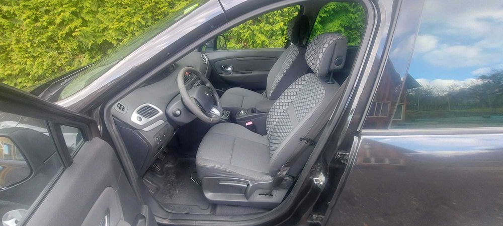 vand Renault Grand Scenic Tom-Tom ,2010,1.5 dci.
