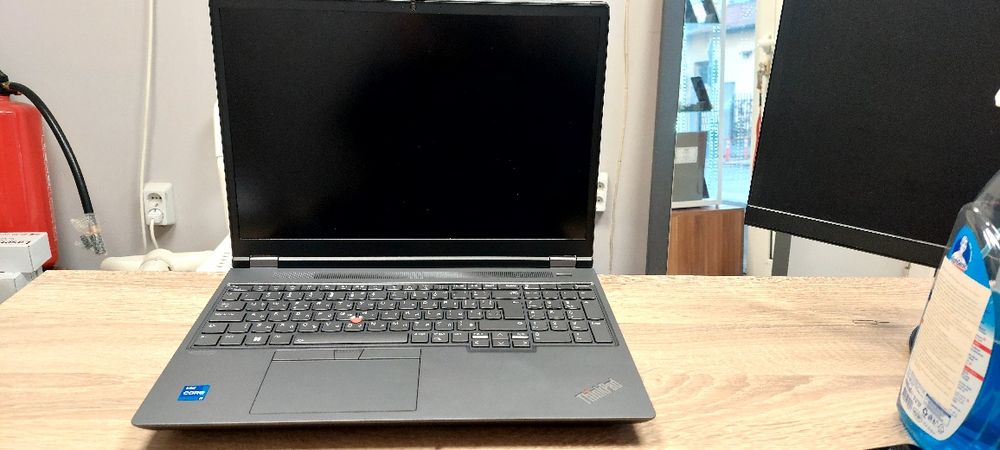 LENOVO THINKPAD 2бр 8м.гаранция