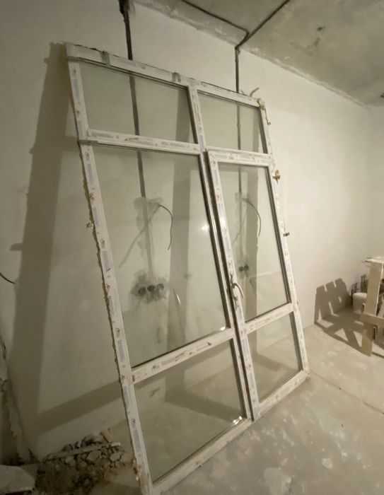 Продам пластик с дверью