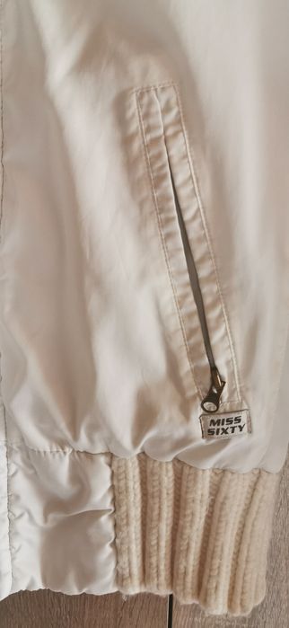 Дамско яке с пух