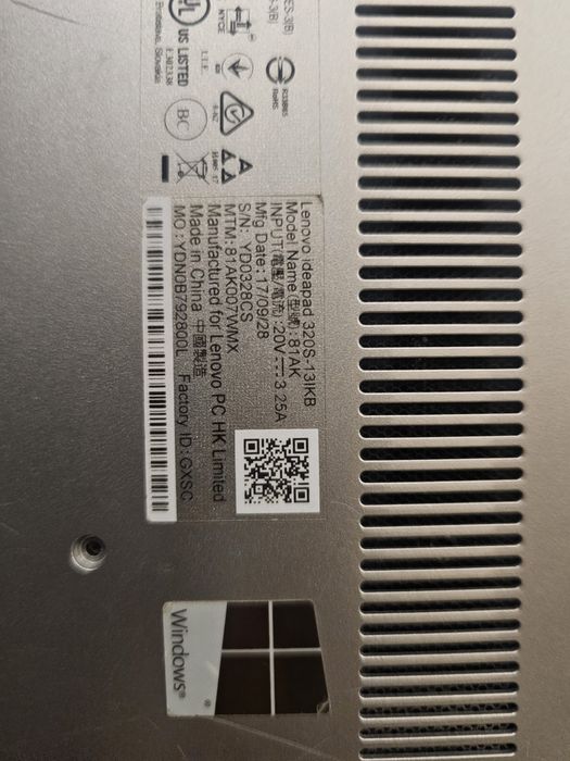 Dezmembrez laptop lenovo